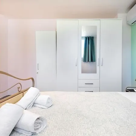 Ioanna's Gem 10min Drive From Heart Of Corfu Town Vakantiehuis *